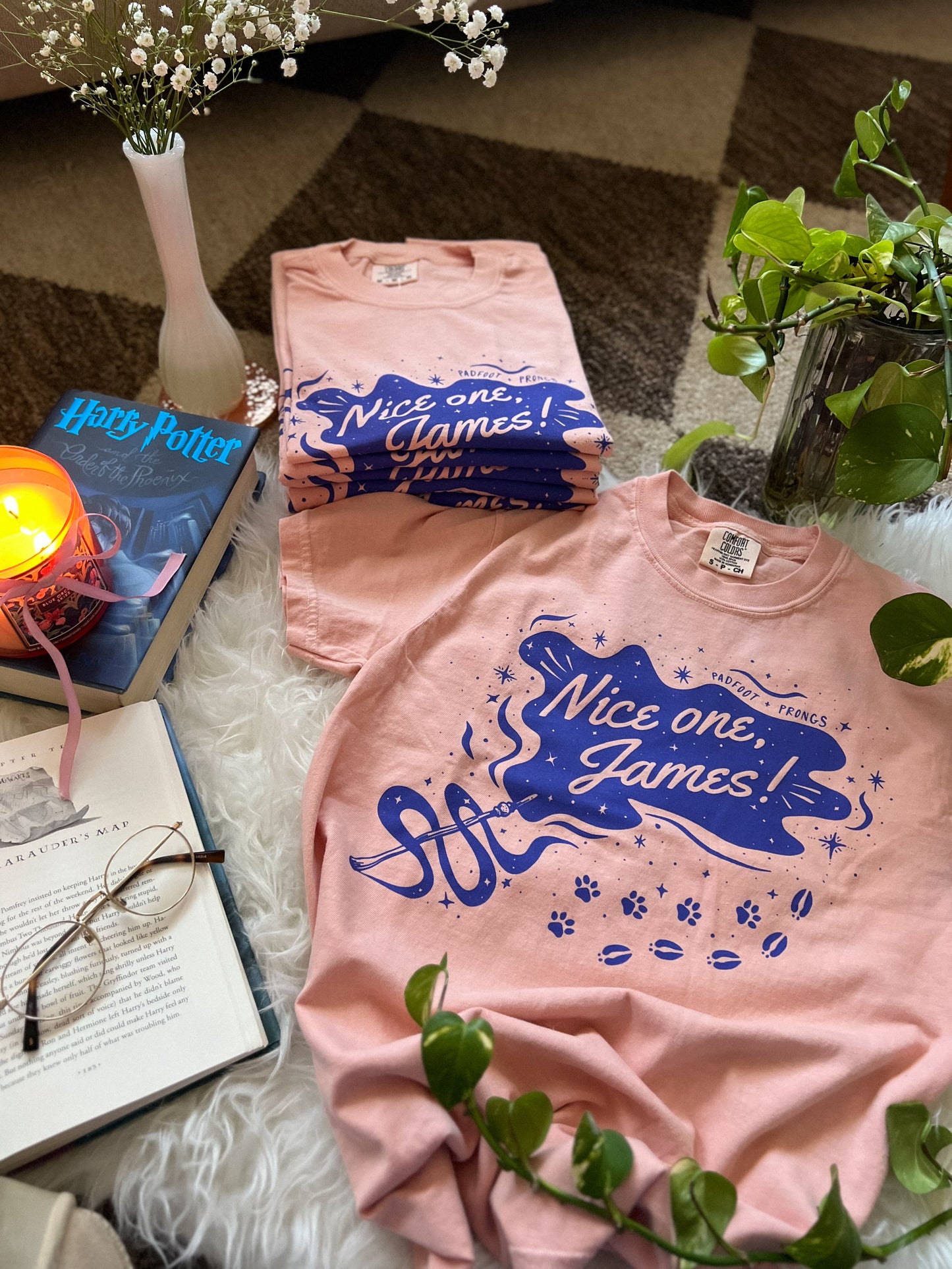 padfoot and prongs tee