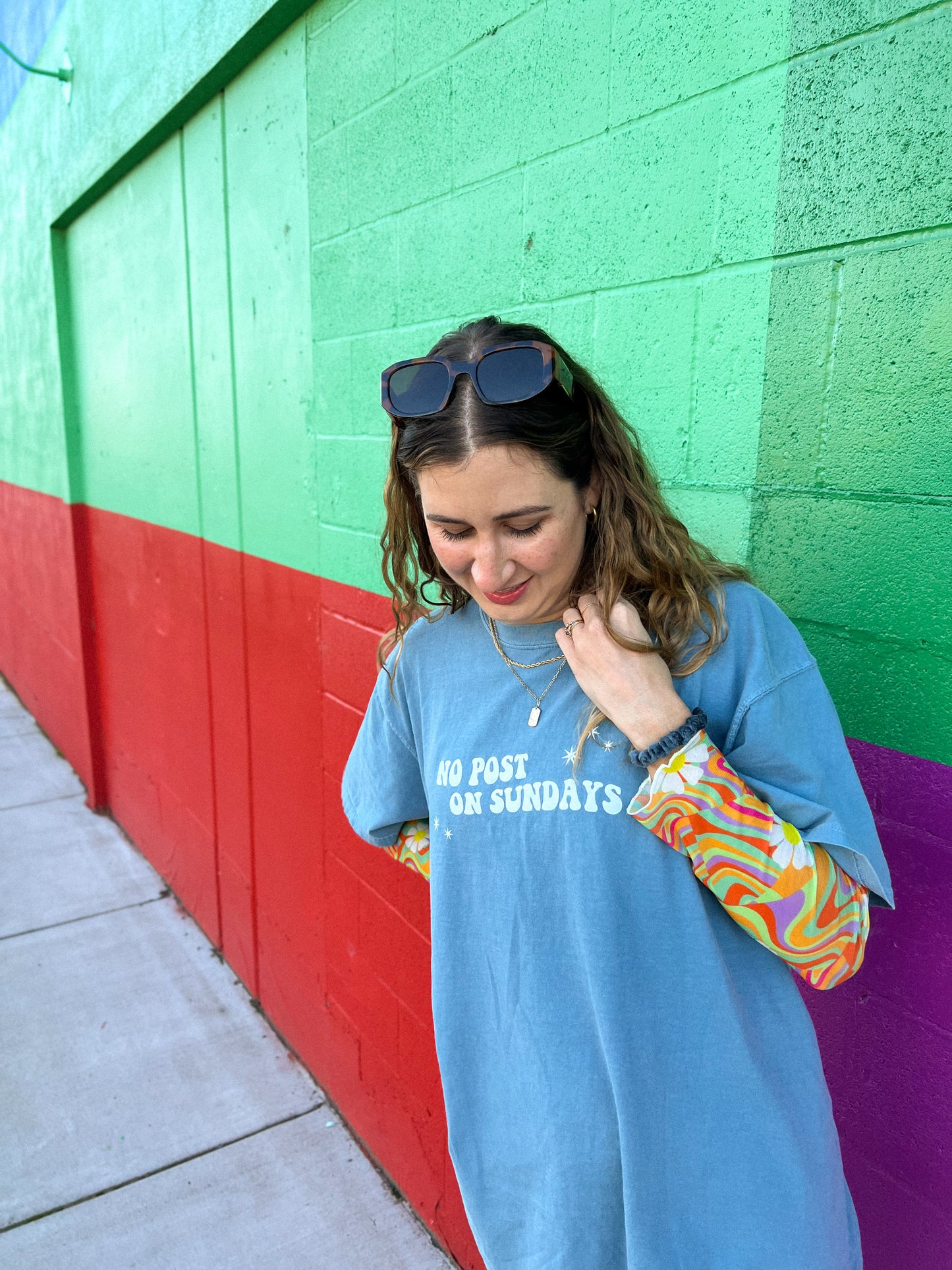 no post on sundays tee