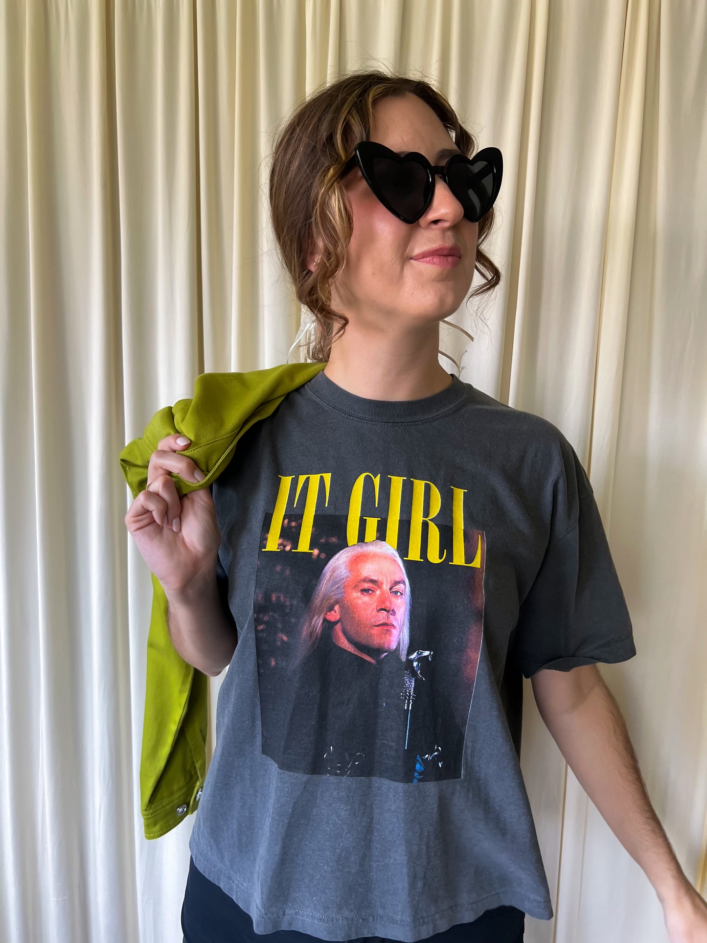 it girl lucius boxy tee