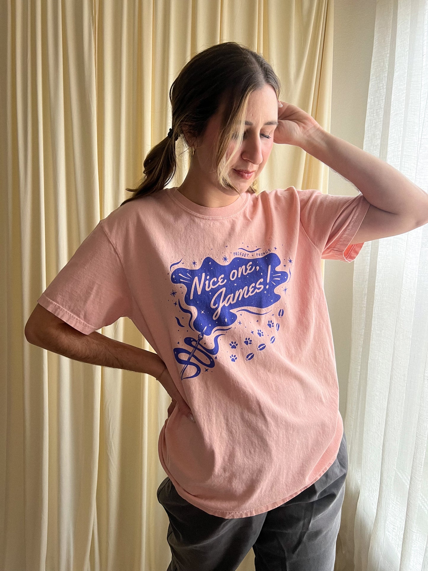 padfoot and prongs tee