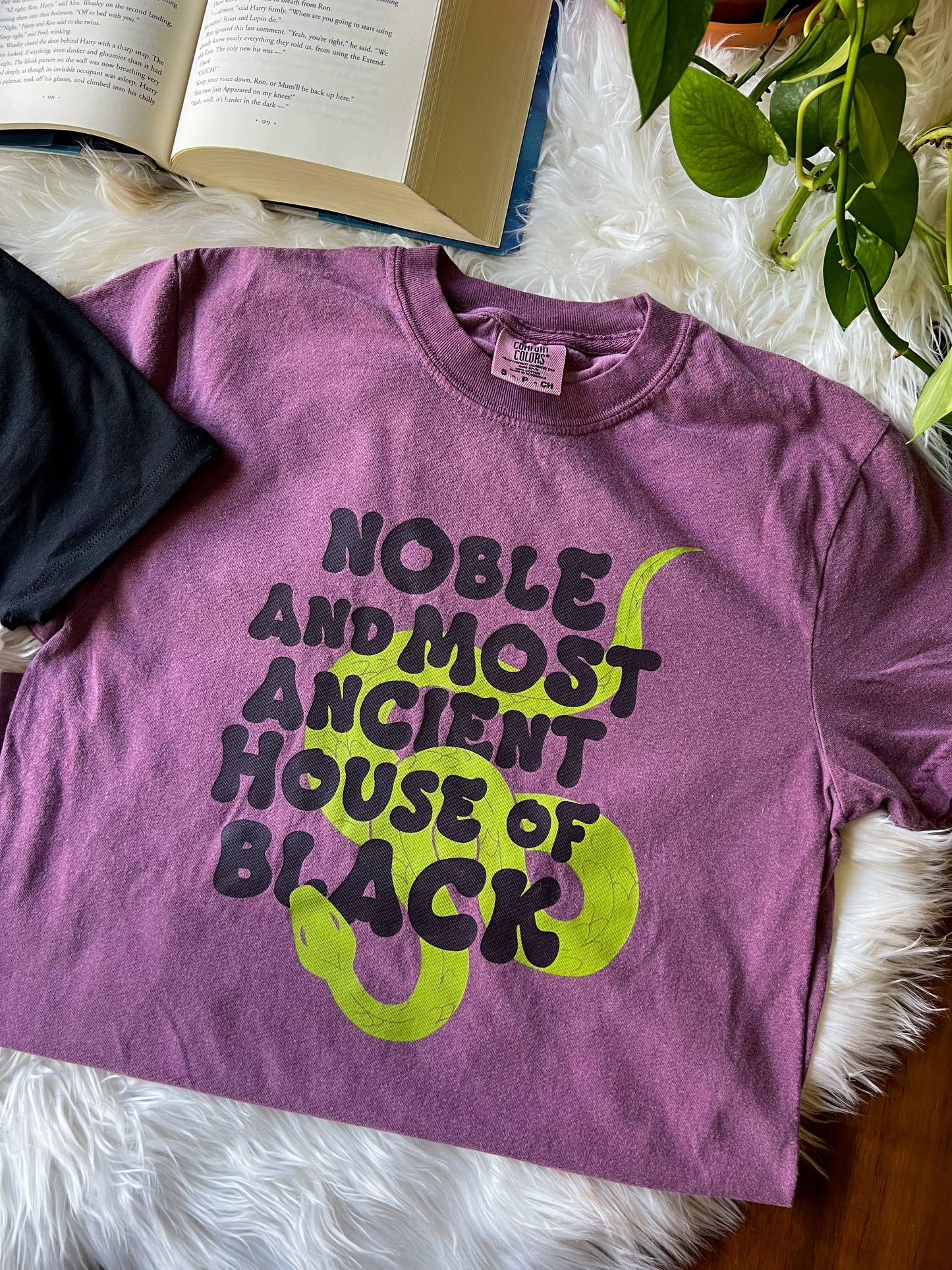 house of black tee