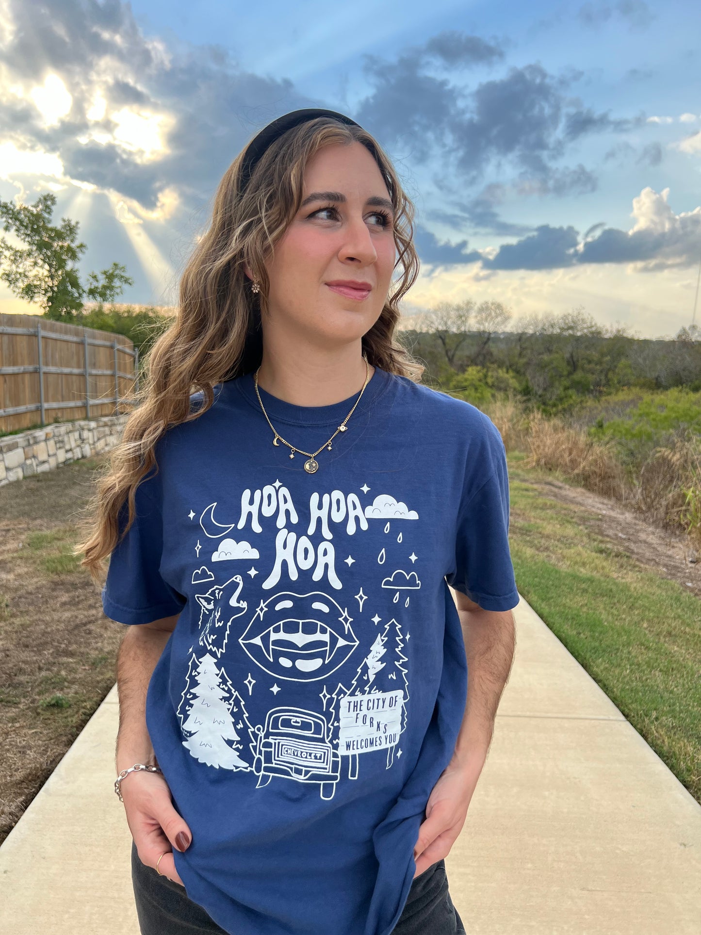 Hoa Hoa Twilight Tee