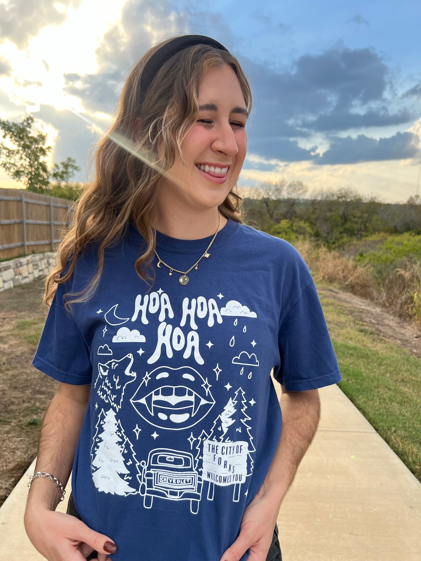 Hoa Hoa Twilight Tee