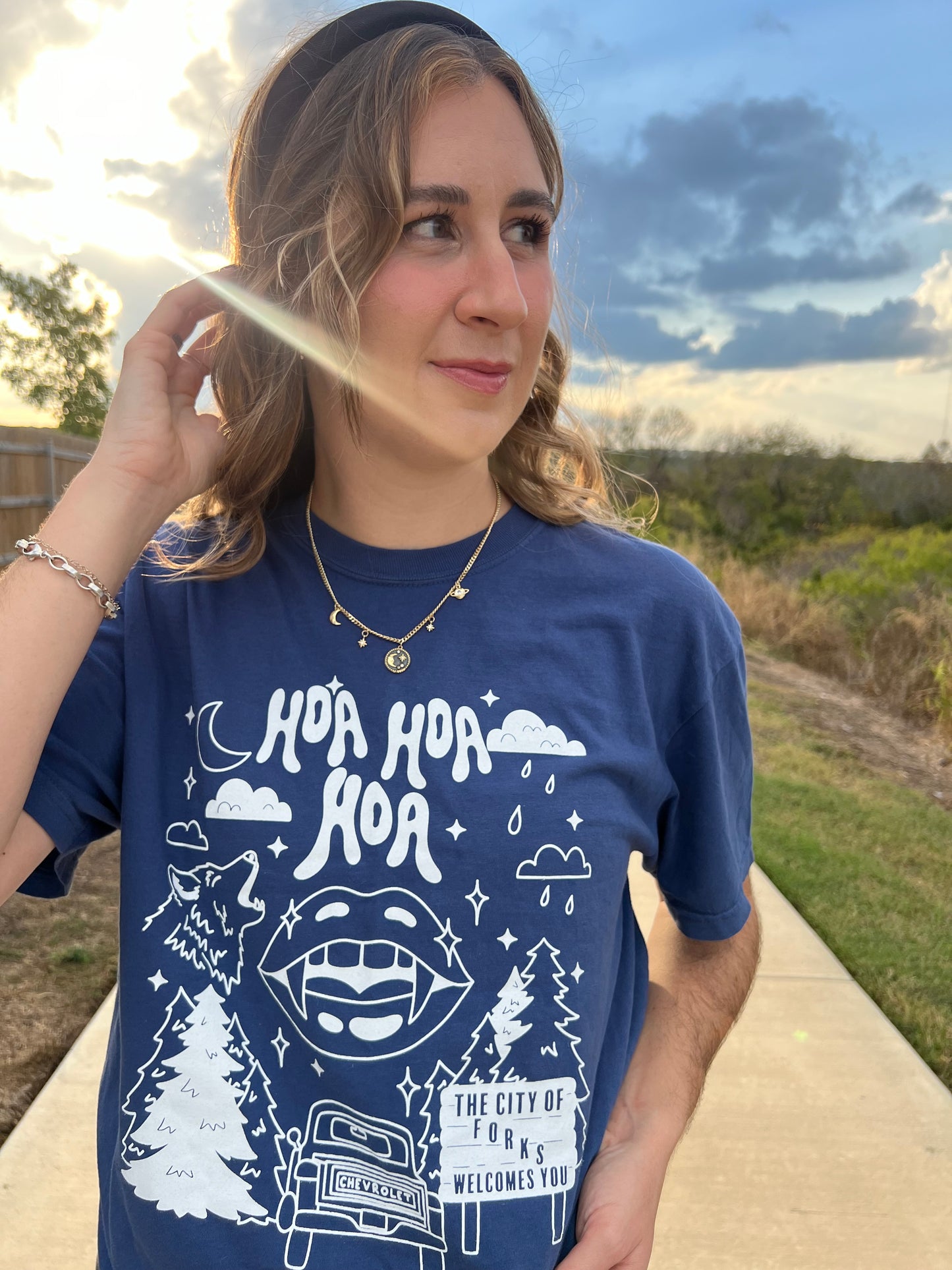 Hoa Hoa Twilight Tee